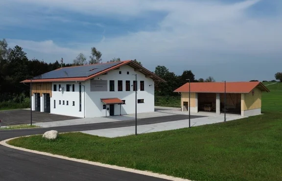 Feuerwehrgerätehaus_leobendorf.jpg